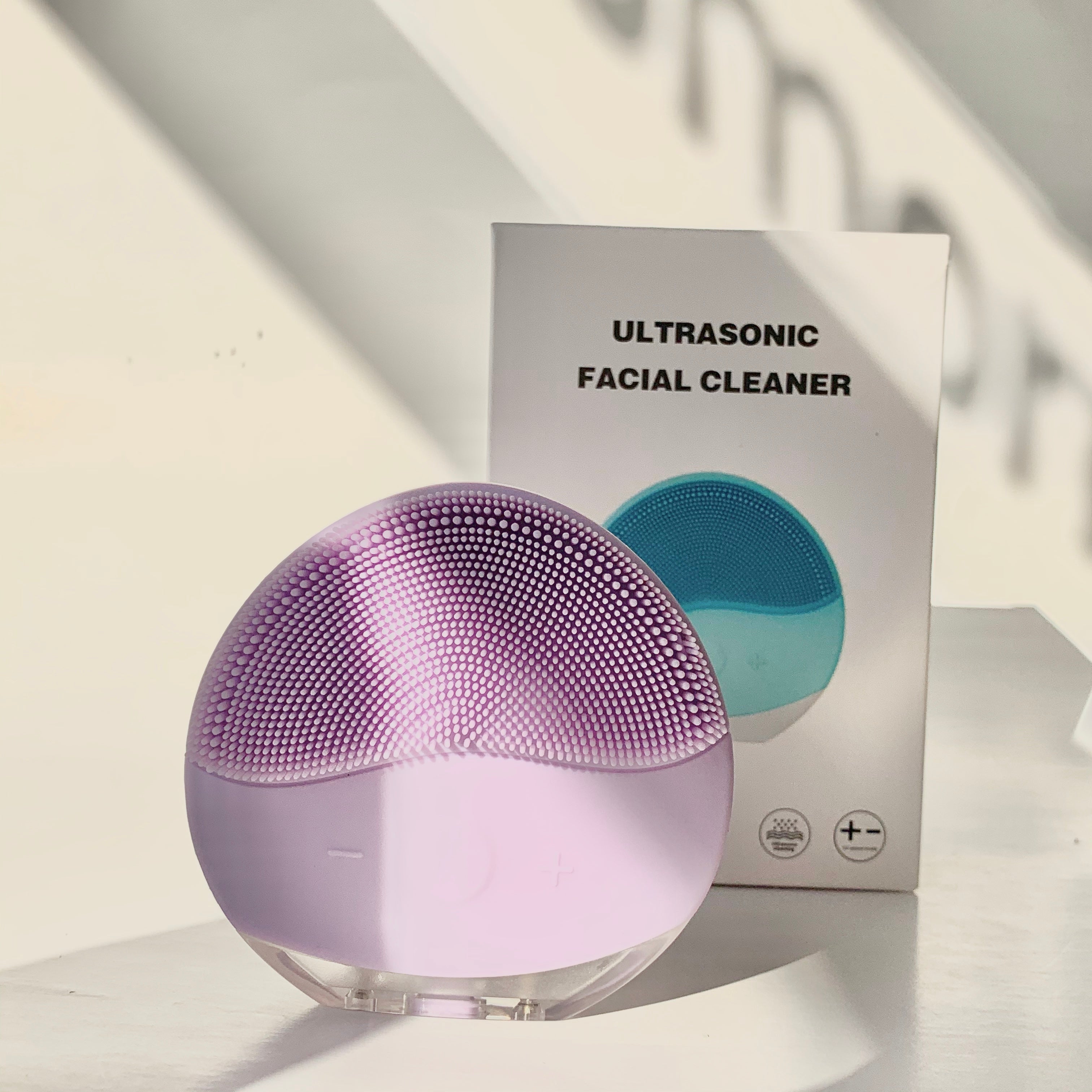 Ultrasonic Silicone Face Cleaner | eco+amour
